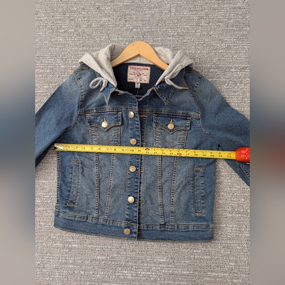 BNWT True Religion UNISEX Adult (Large) Relaxed Denim Trucker Hooded Jean Jacket - Picture 12 of 14